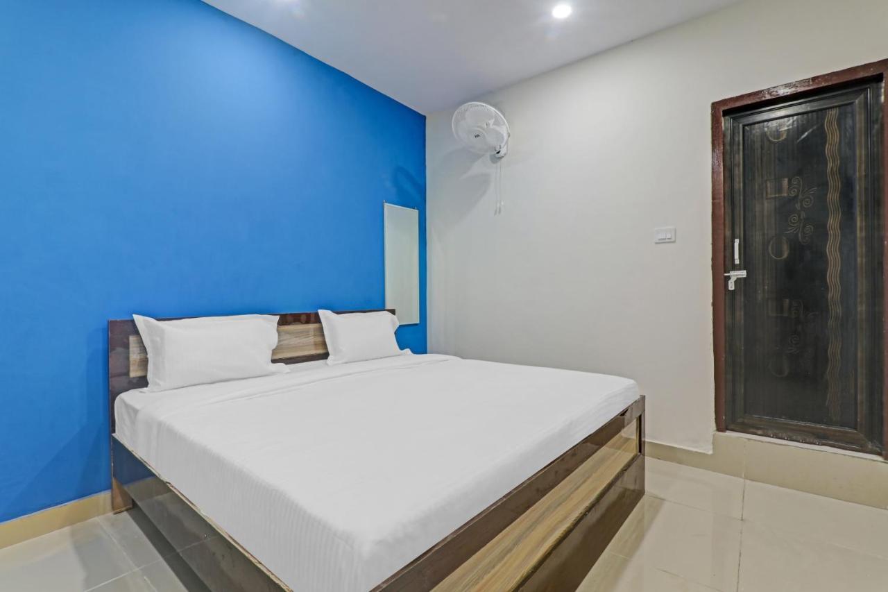 Hotel O Rudra Palace Near Phoenix United Лакхнау Экстерьер фото